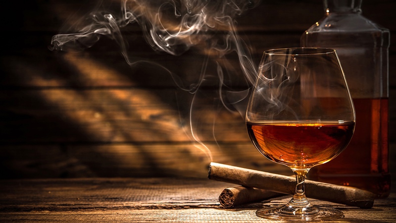 Aromatic Adventures<br />
Cigar Travel